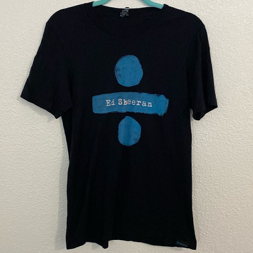 Ed Sheeran- Divided tour T-shirt- Size medium